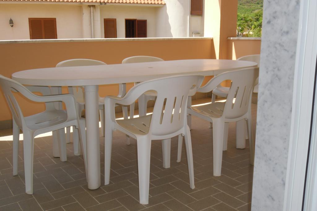 Residence Hotel Villa Laura Ascea Exterior foto