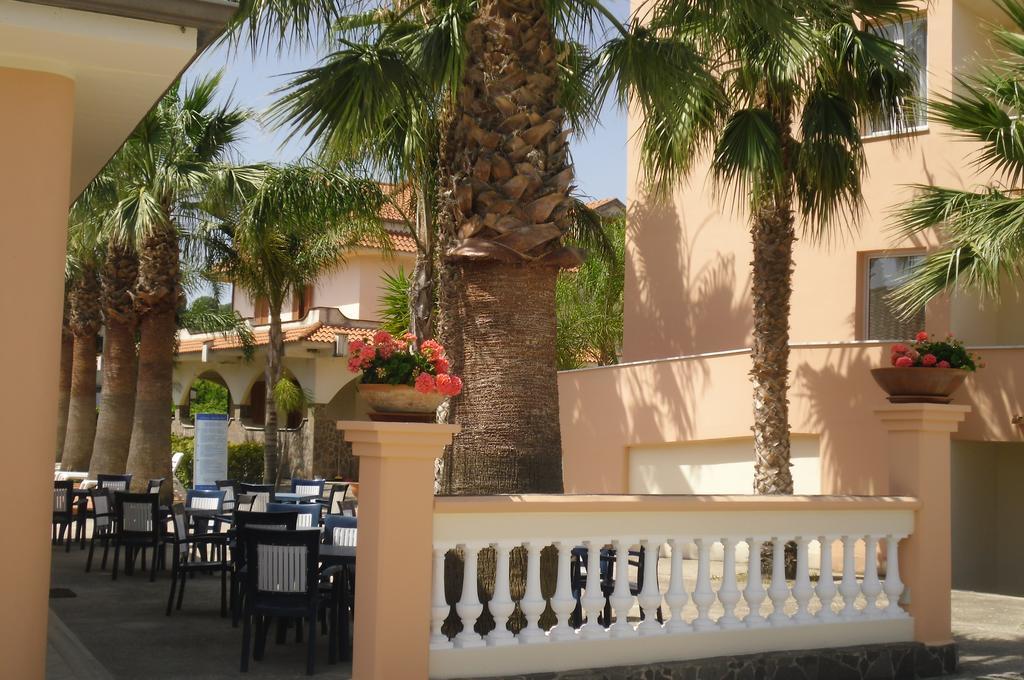 Residence Hotel Villa Laura Ascea Exterior foto