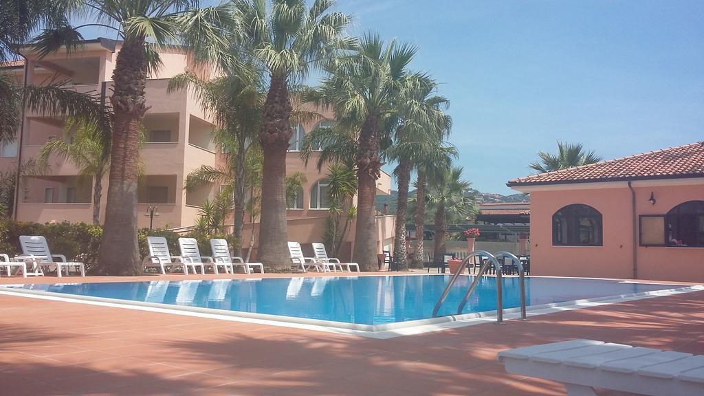 Residence Hotel Villa Laura Ascea Exterior foto
